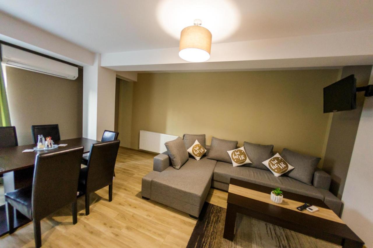 Apartament Business Langa Vivo Mall Apartman Nagybánya Kültér fotó