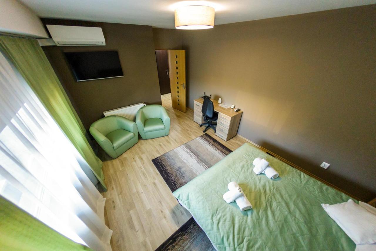 Apartament Business Langa Vivo Mall Apartman Nagybánya Kültér fotó